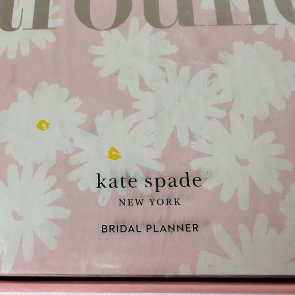 NEW Kate Spade Love is All Around Bridal Planner Journal - Picture 3 of 3